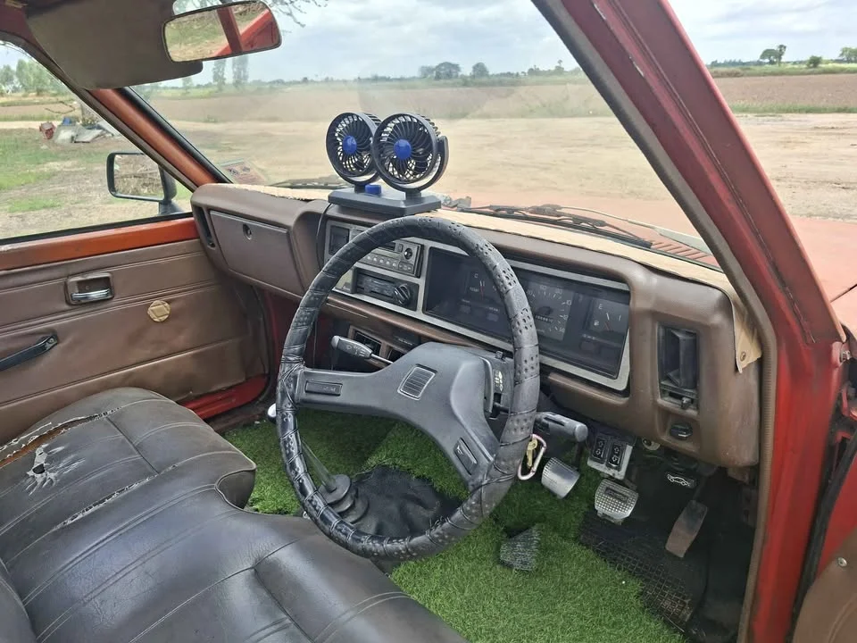 1983 Mitsubishi Triton I  3