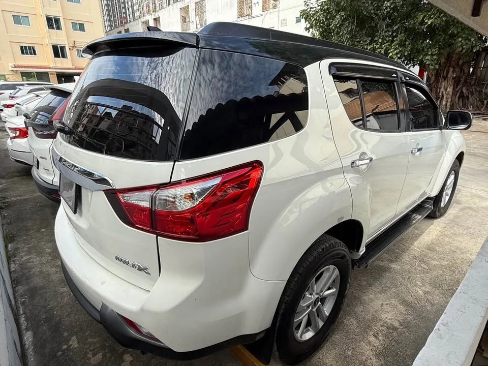 2014 Isuzu MU-X I 3