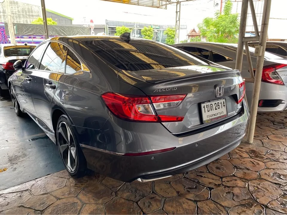 2019 Honda Accord X 3