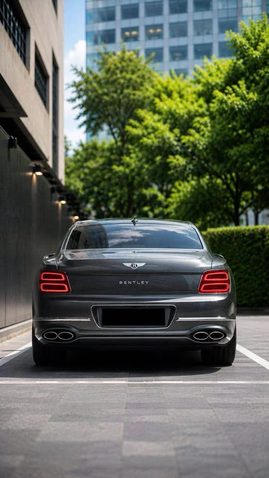 2022 Bentley Flying Spur III 2