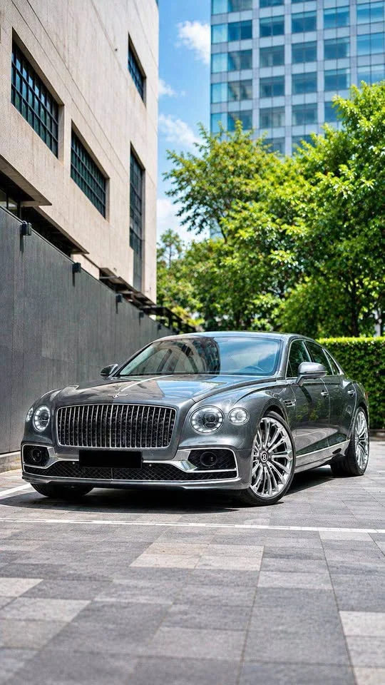 2022 Bentley Flying Spur III 3