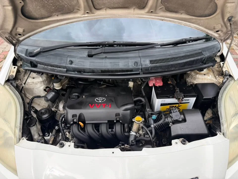 2009 Toyota Yaris II 3