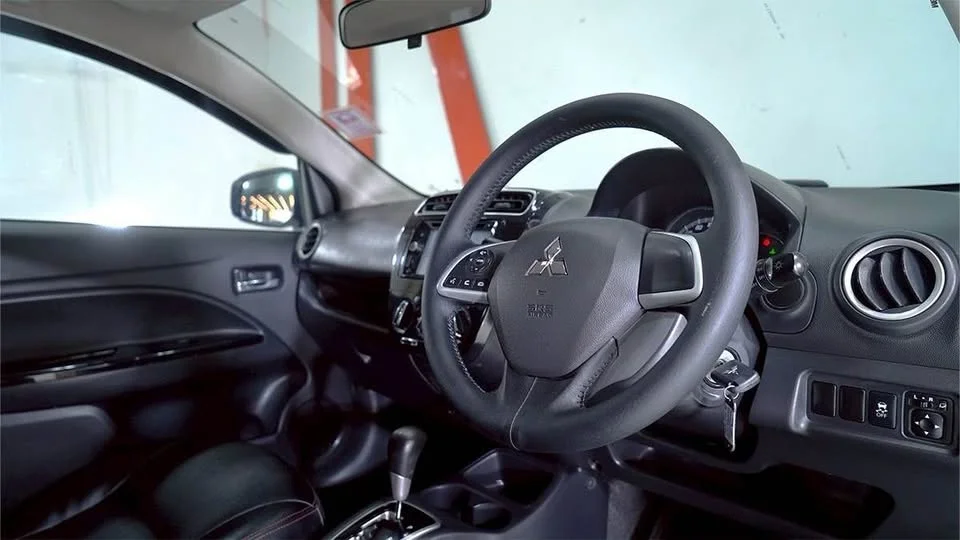 2017 Mitsubishi Attrage VI 2