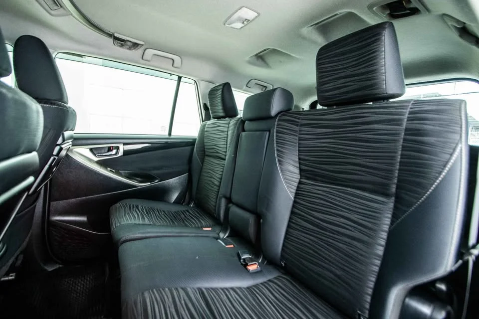 2017 Toyota Innova II 2