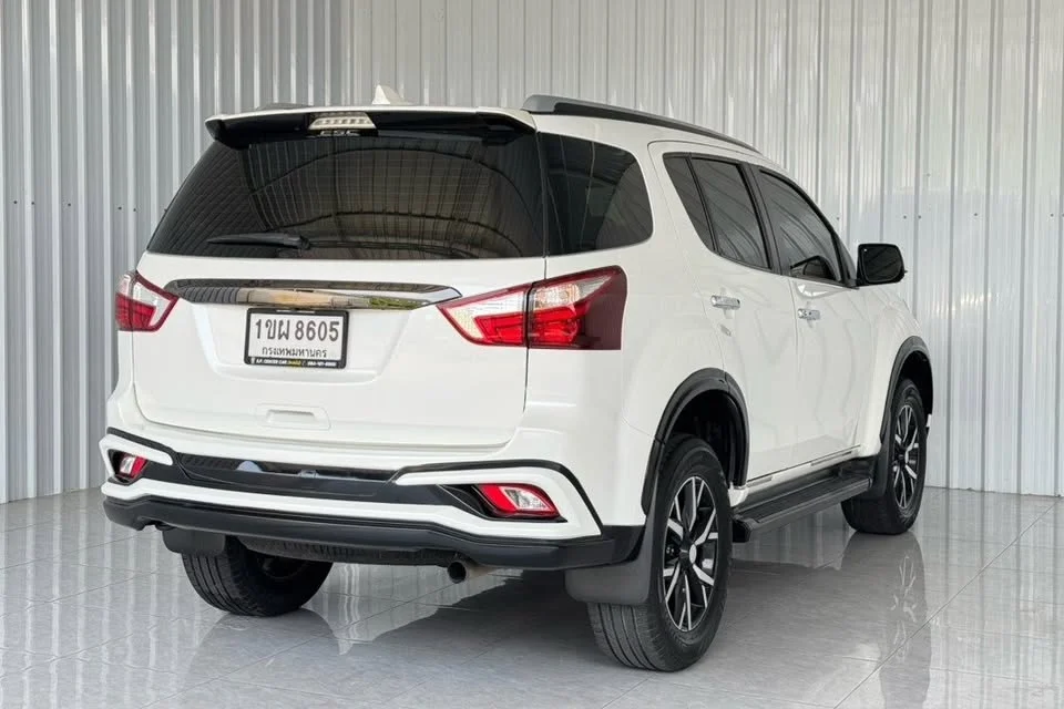 2021 Isuzu MU-X I 3
