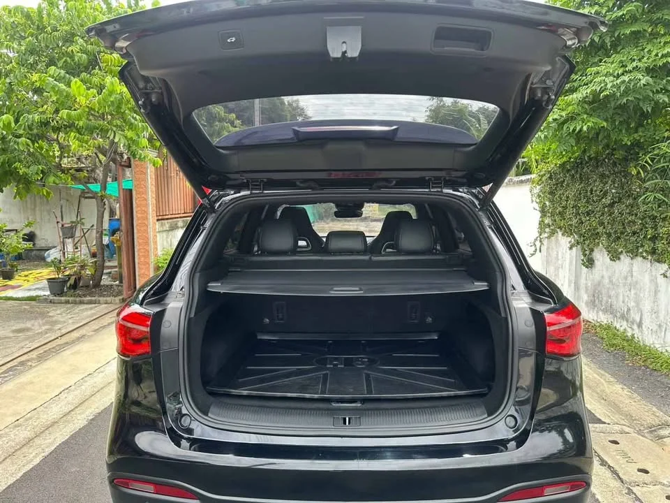 2019 MG HS 3