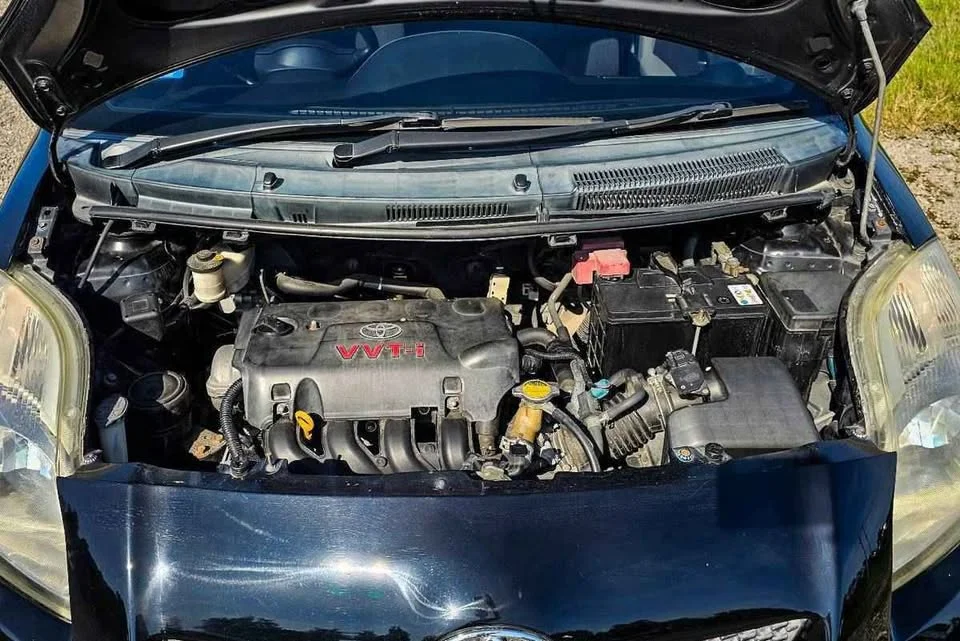 2010 Toyota Yaris II 3