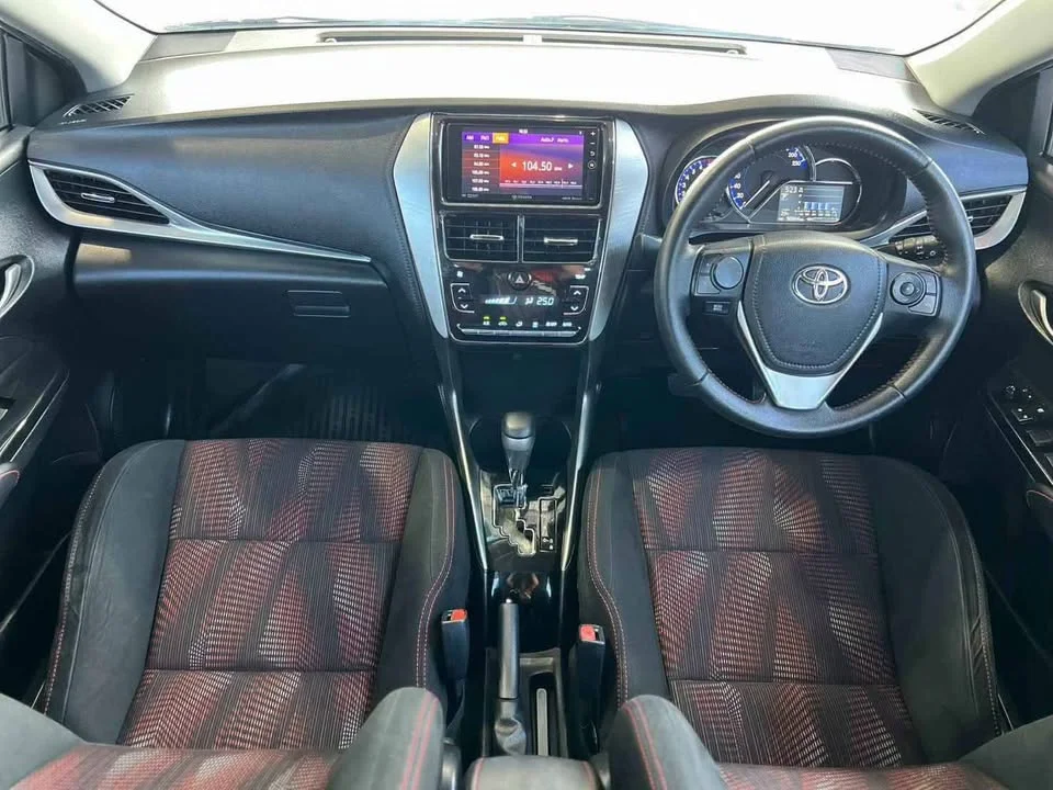 2018 Toyota Yaris ATIV III 2