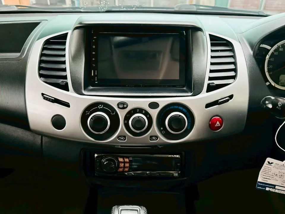 2012 Mitsubishi Triton IV 3