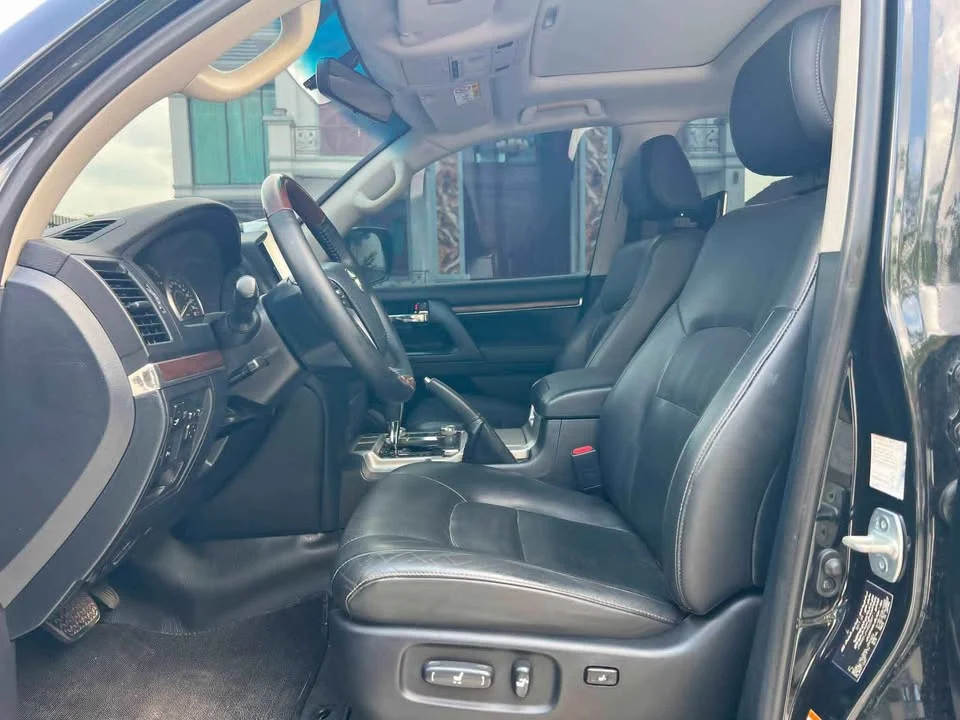 2017 Toyota Land Cruiser J200 2