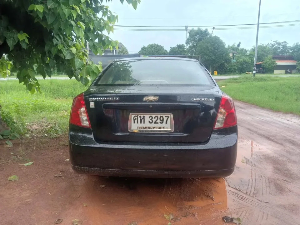2004 Chevrolet Optra 3
