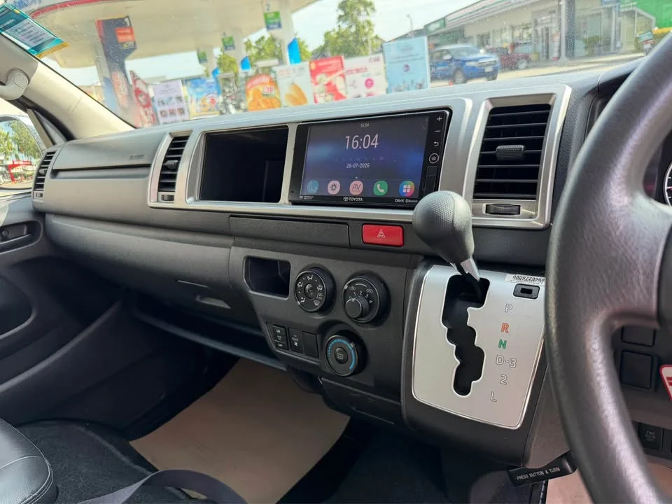 2016 Toyota HiAce V (H200) 2