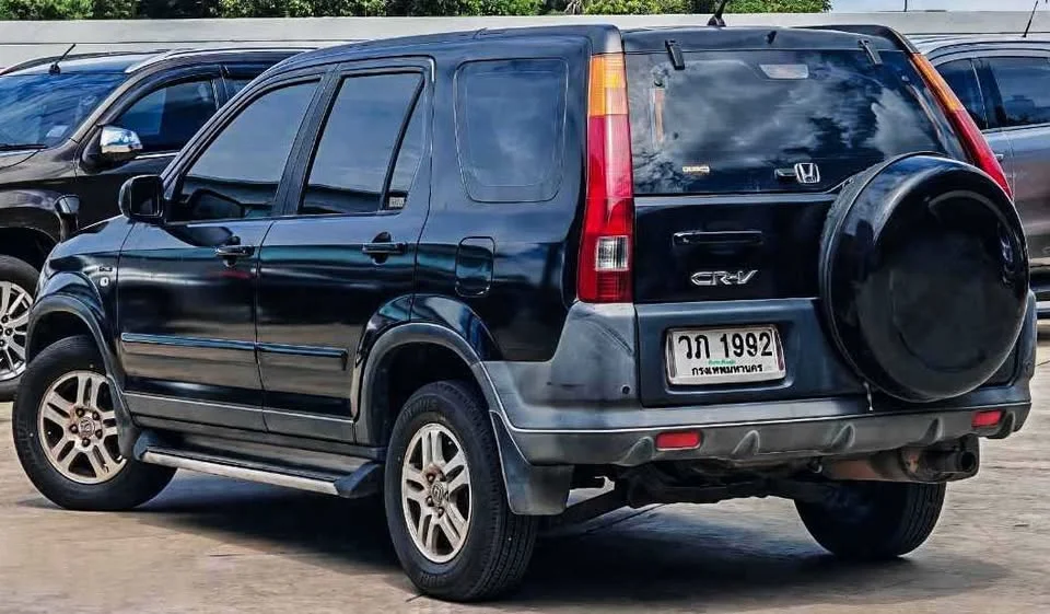 2002 Honda CR-V II 3