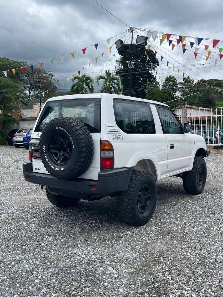 2009 Toyota Land Cruiser Prado J90 3