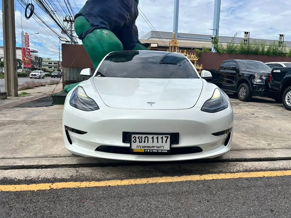 2022 Tesla Model 3 3