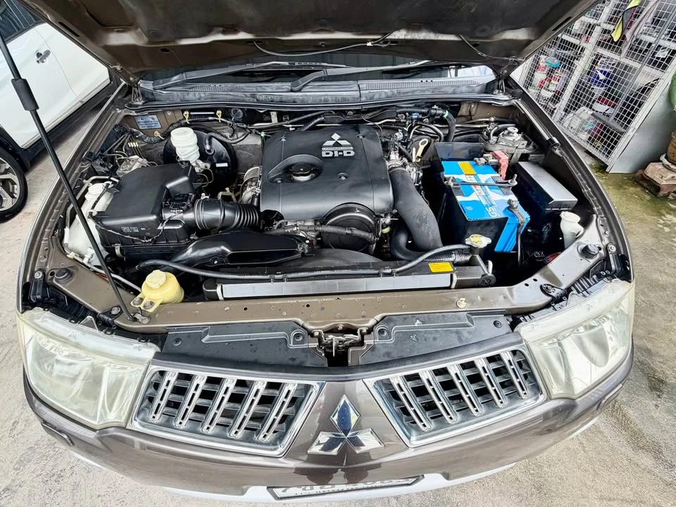 2011 Mitsubishi Pajero Sport II 3