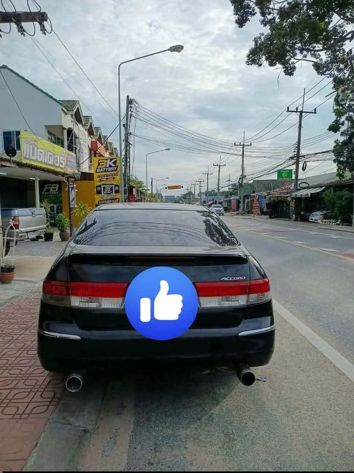 2004 Honda Accord VII 2