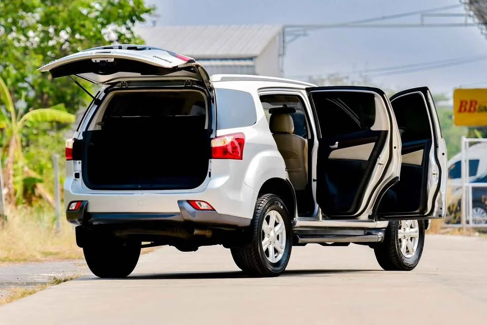 2014 Isuzu MU-X I 2