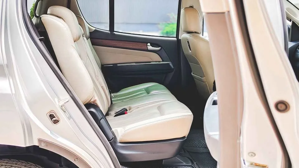 2014 Isuzu MU-X I 3