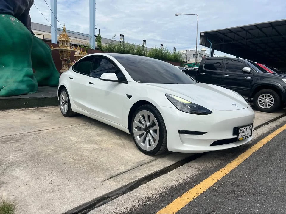 2022 Tesla Model 3 3