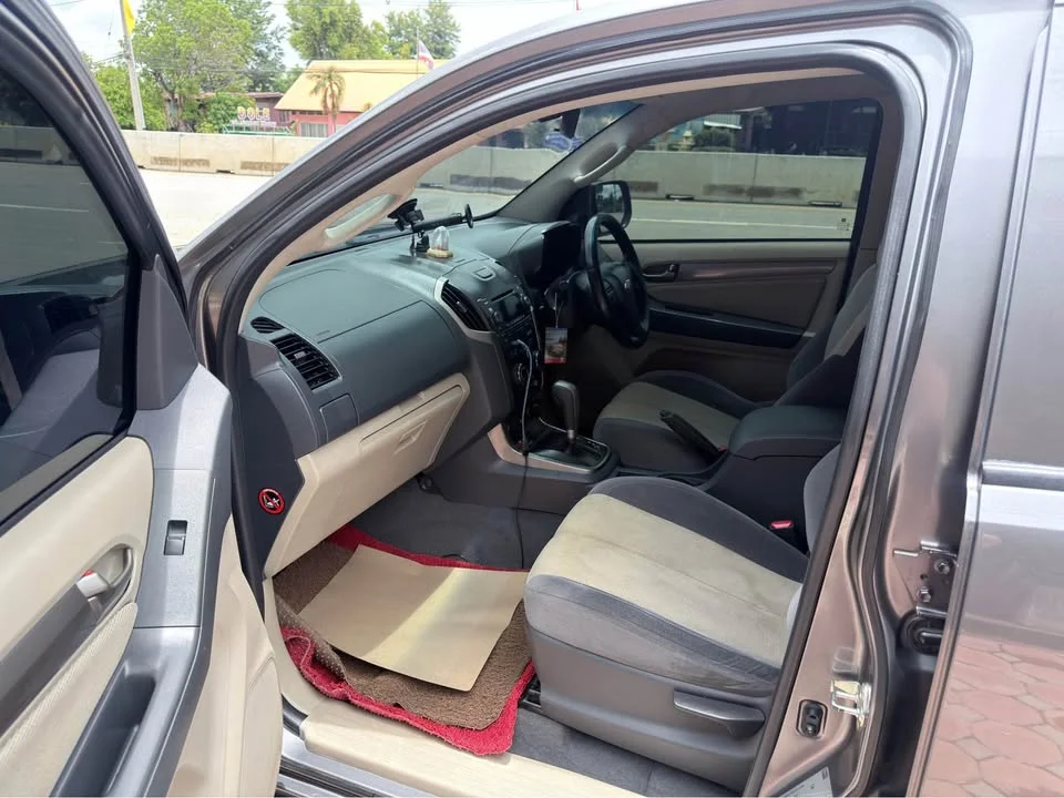 2013 Chevrolet TrailBlazer II 2