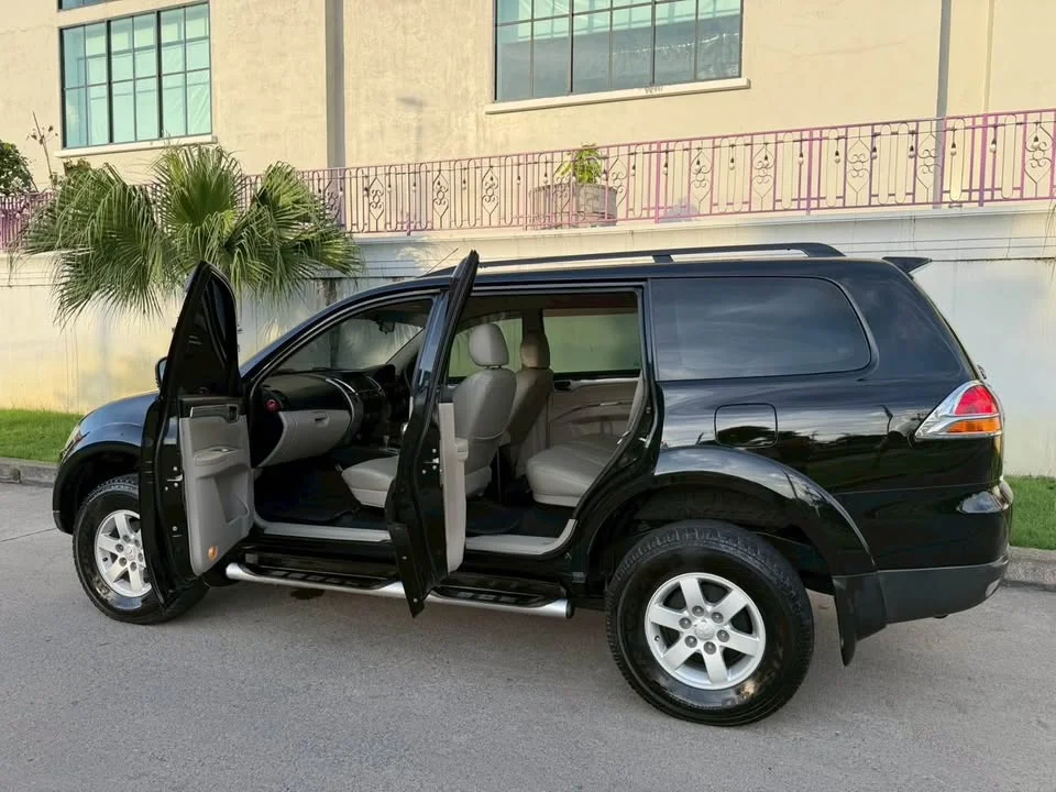 2009 Mitsubishi Pajero Sport II 3