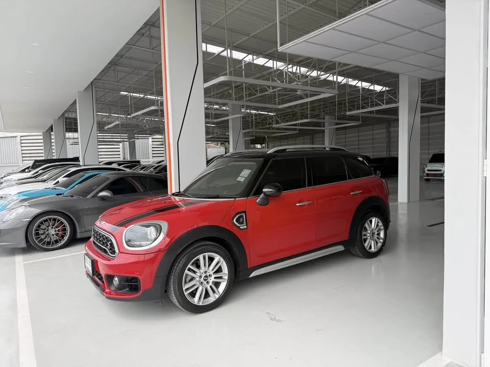 2017 Mini Countryman II 3