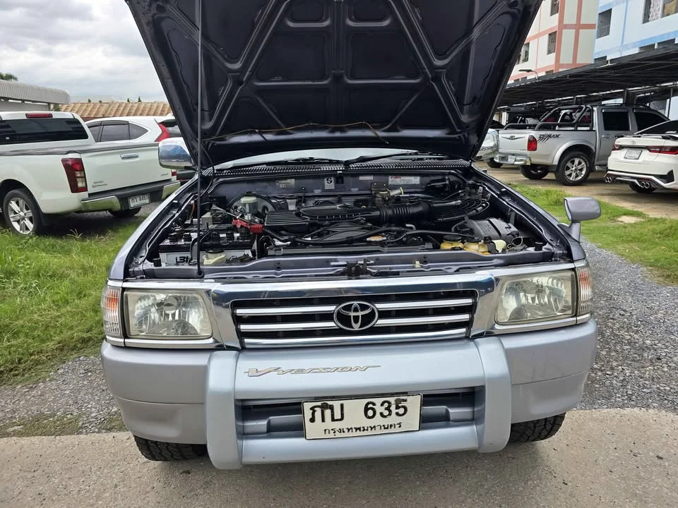 2000 Toyota Sport Rider I 2
