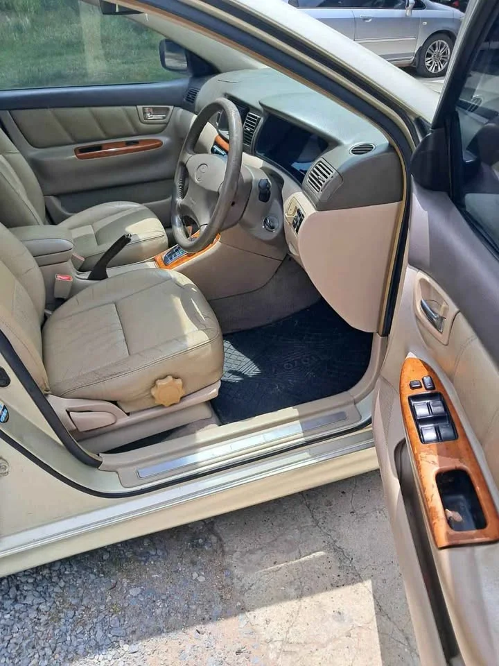 2001 Toyota Corolla Altis IX (E120) 3