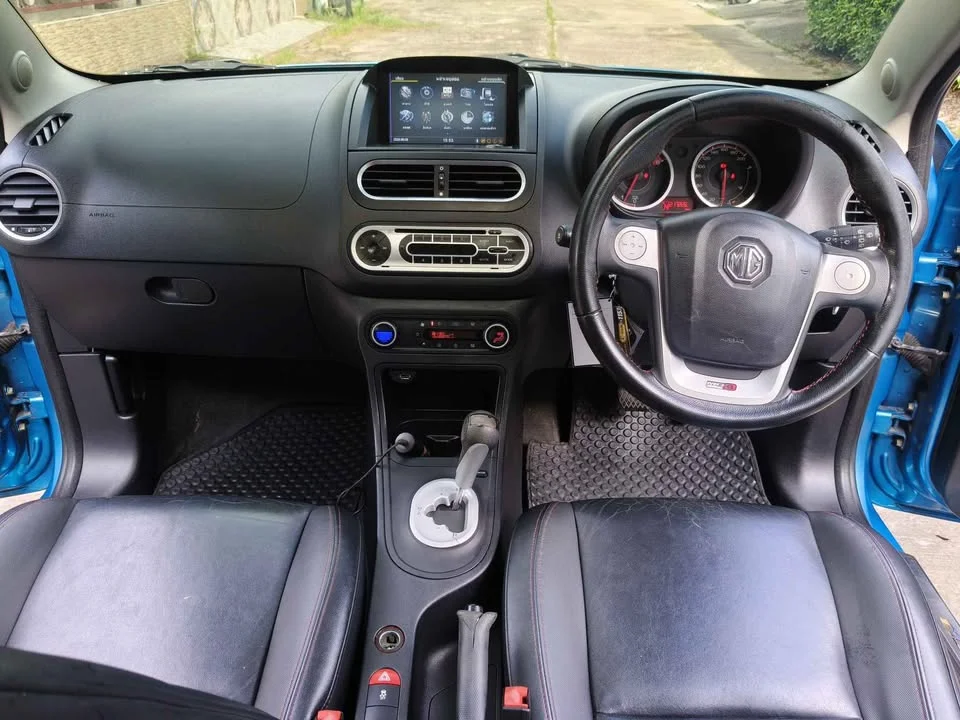 2016 MG 3 II 3
