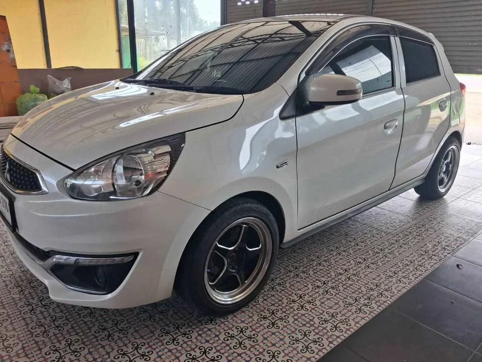 2019 Mitsubishi Mirage VI 3