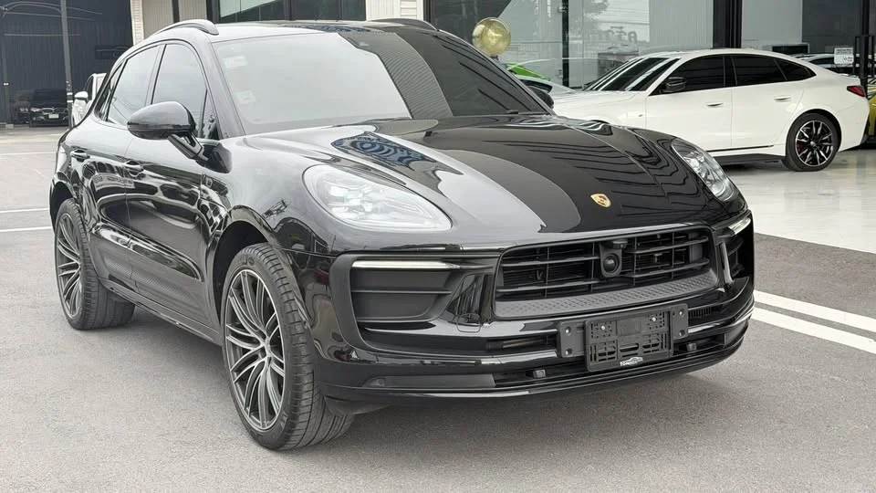 2024 Porsche Macan I 2