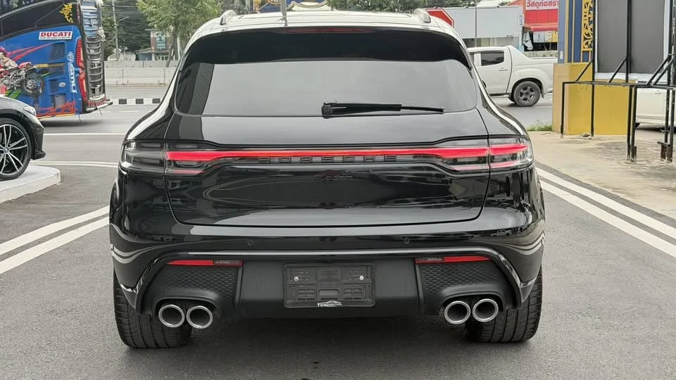 2024 Porsche Macan I 3