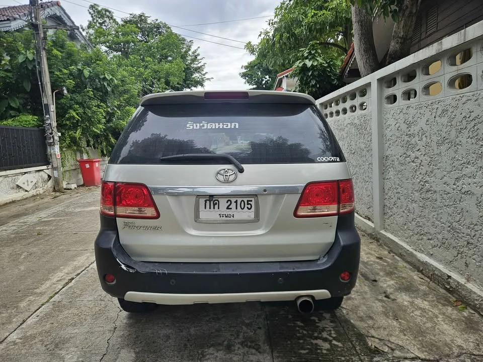2006 Toyota Fortuner I 3