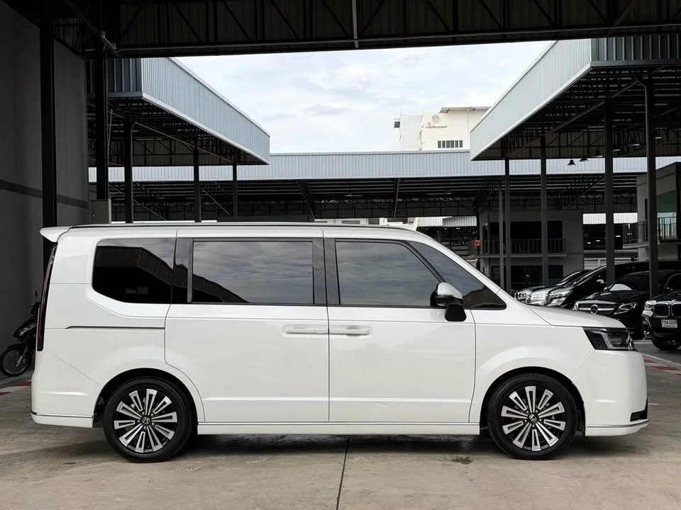 2023 Honda Stepwgn VI 2