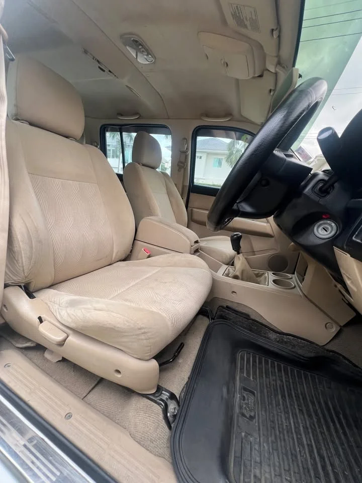 2009 Ford Everest I 3