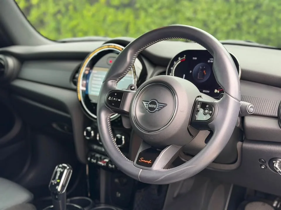 2023 Mini Hatch  III 3