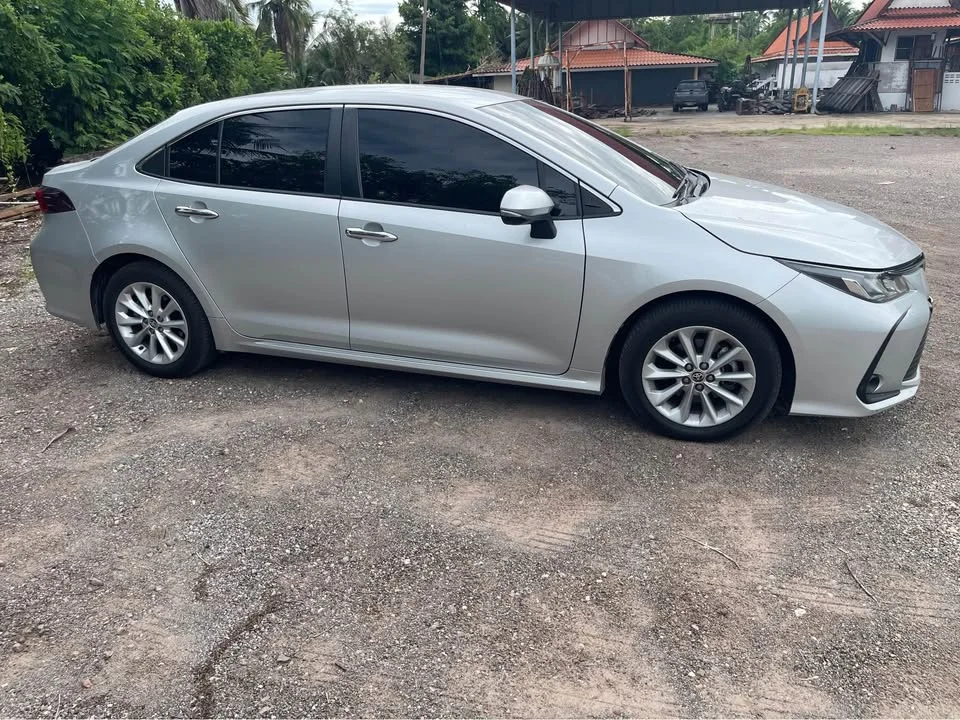 2020 Toyota Corolla Altis XII (E210) 3