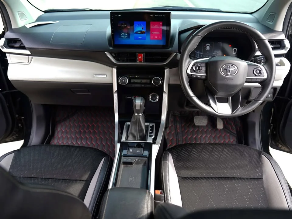 2023 Toyota Veloz III 2