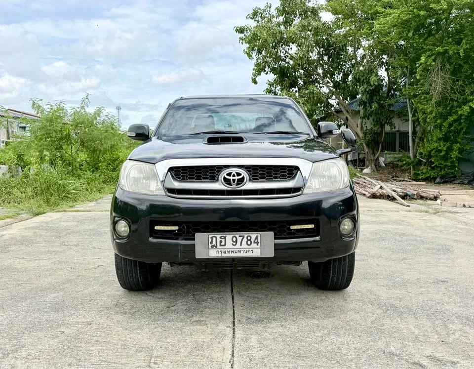 2011 Toyota Hilux VII 3