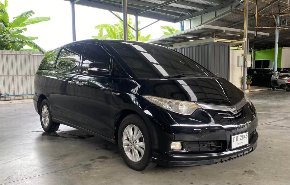 2008 Toyota Estima III 2