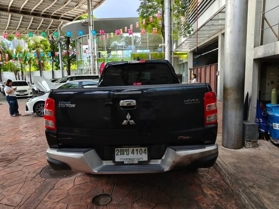 2017 Mitsubishi Triton V 3