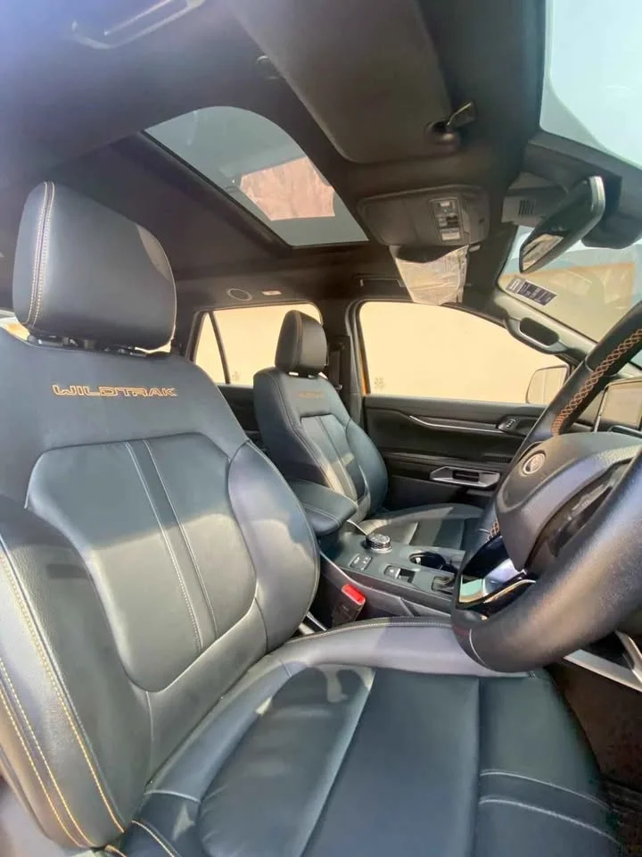 2023 Ford Everest III 3