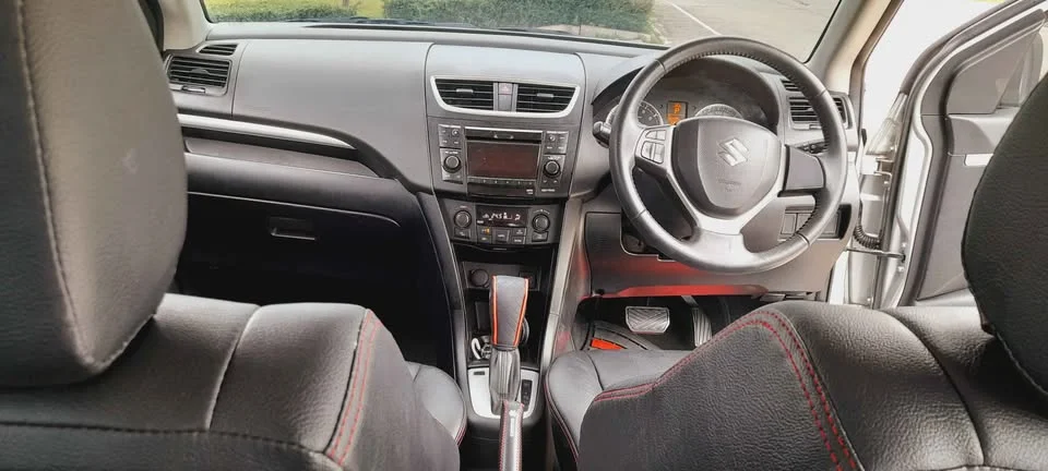 2012 Suzuki Swift II 3