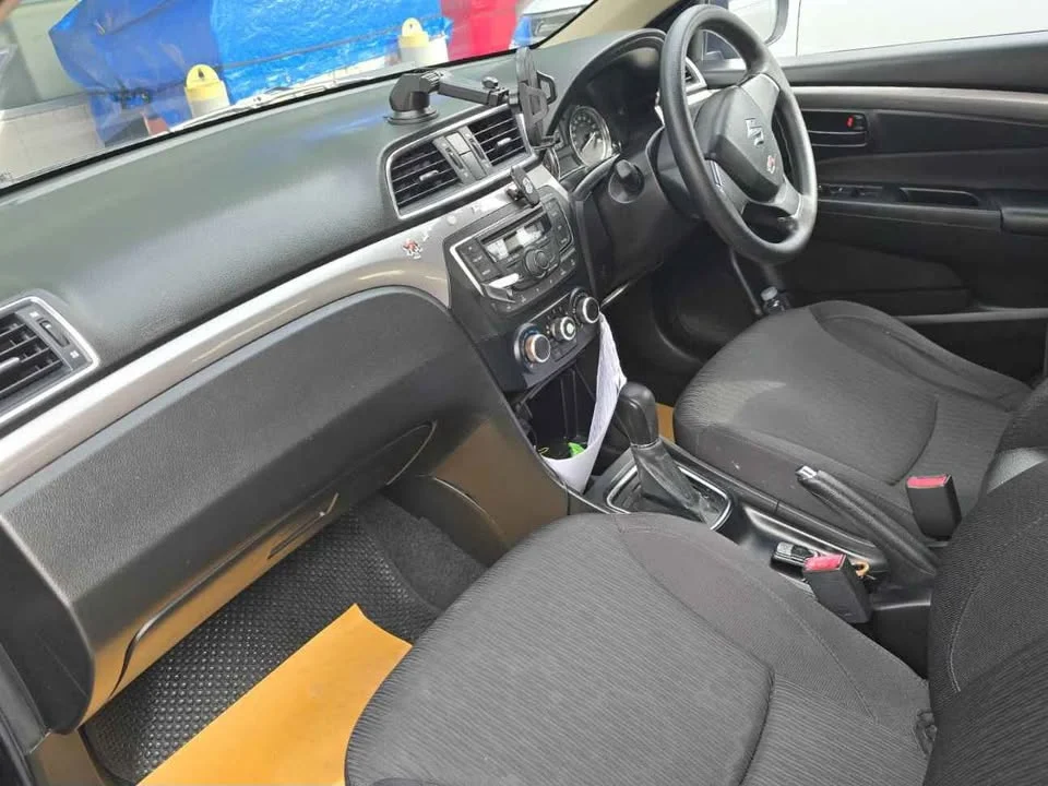 2017 Suzuki Ciaz 3