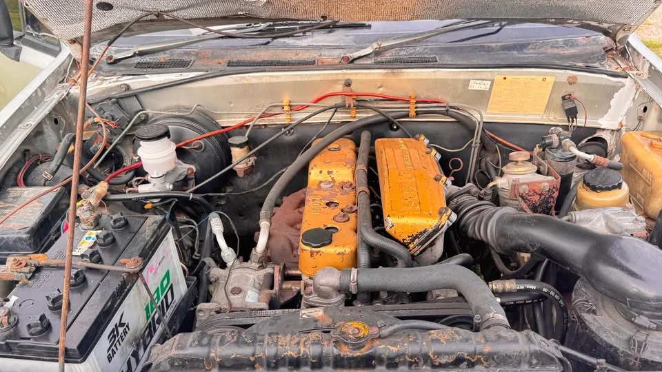 1990 Isuzu TFR III 3
