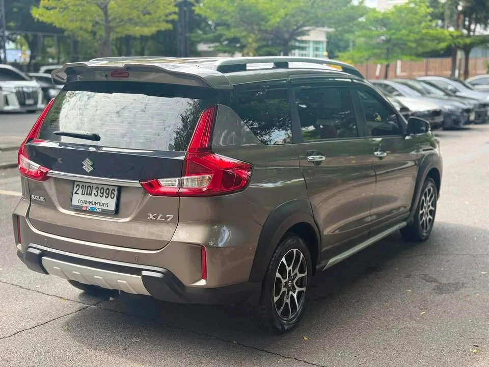 2021 Suzuki Ertiga II 2