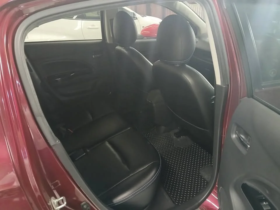 2016 Mitsubishi Mirage VI 3