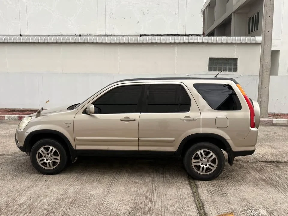 2002 Honda CR-V II 2