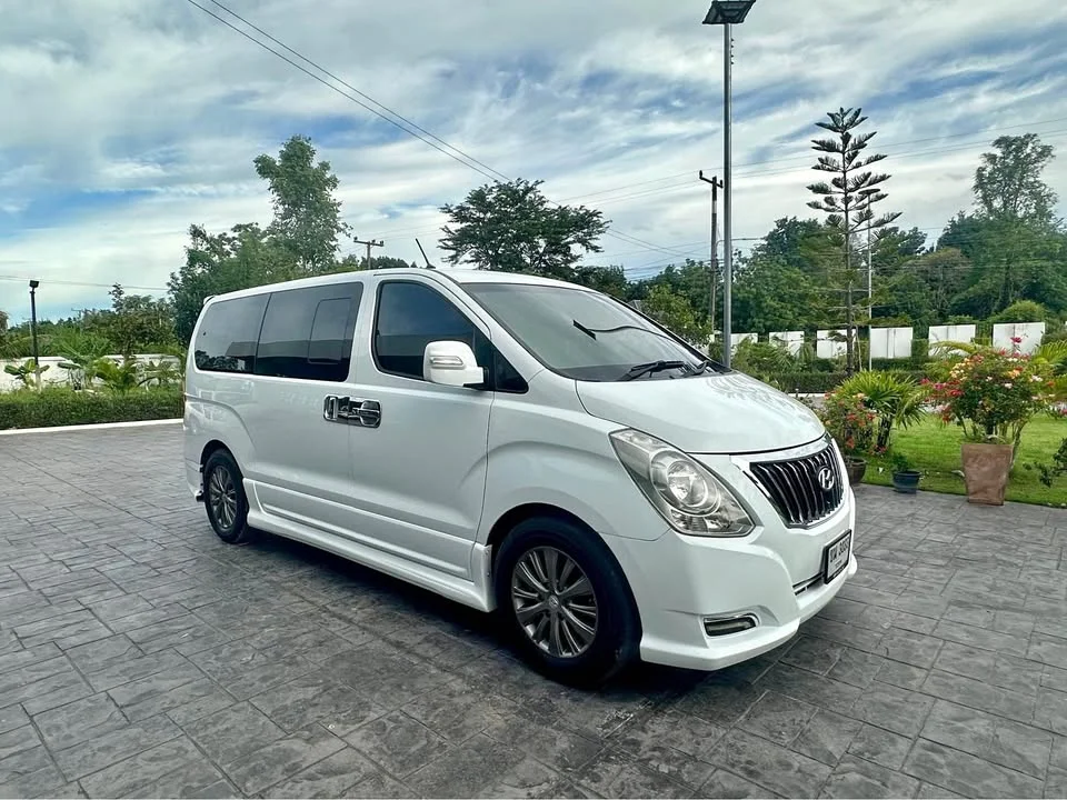 2011 Hyundai H-1 II 2